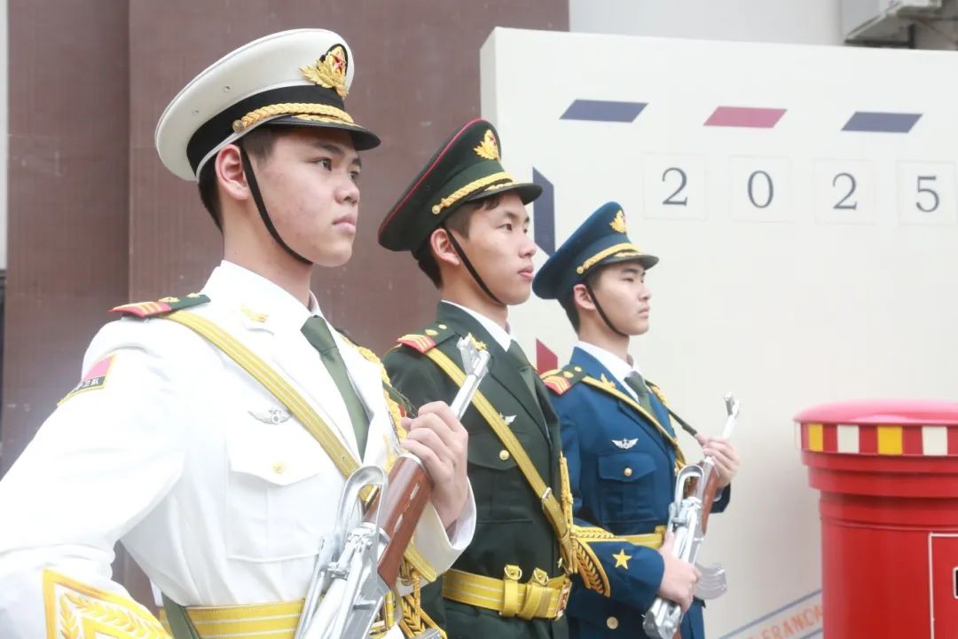 踐行青春誓言 立志揚(yáng)帆遠(yuǎn)航 | ?？谏礁吒呒?jí)實(shí)驗(yàn)中學(xué)十八歲成人禮暨百日誓師大會(huì)成功舉辦-圖片2