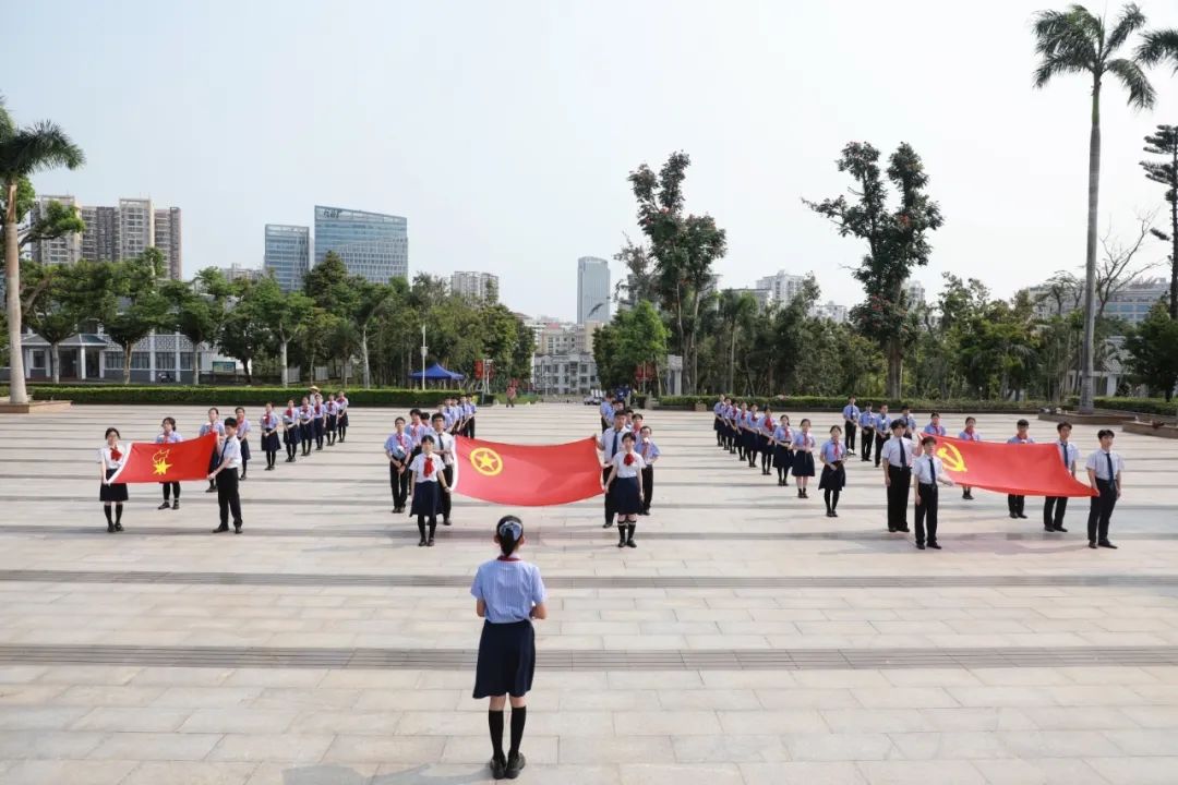 緬懷英烈承遺志 青春逐夢正當時 | ?？谏礁咧袑W清明祭英烈活動紀實-圖片1