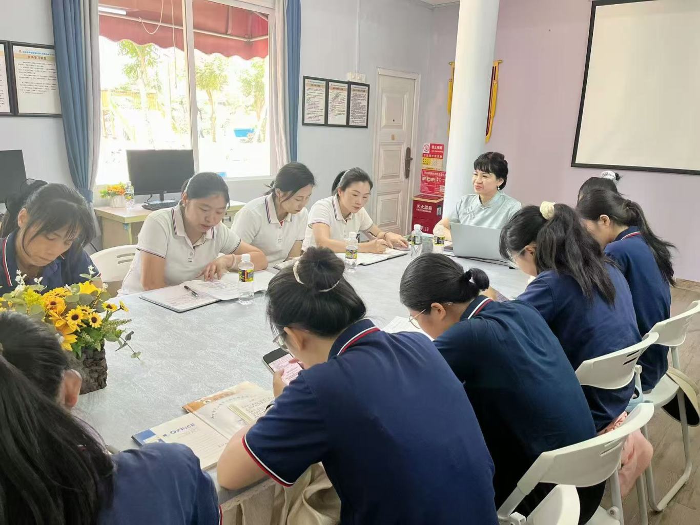 聚力集團(tuán)深耕  共筑幼教新篇——山高總園專家團(tuán)隊(duì)赴分園觀摩教研紀(jì)實(shí)-圖片4