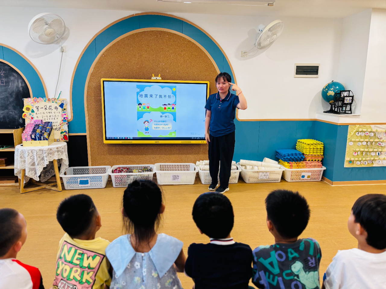 人人講安全 個個會應急——?？谑猩礁哂變簣@2025年防震減災演練活動-圖片16