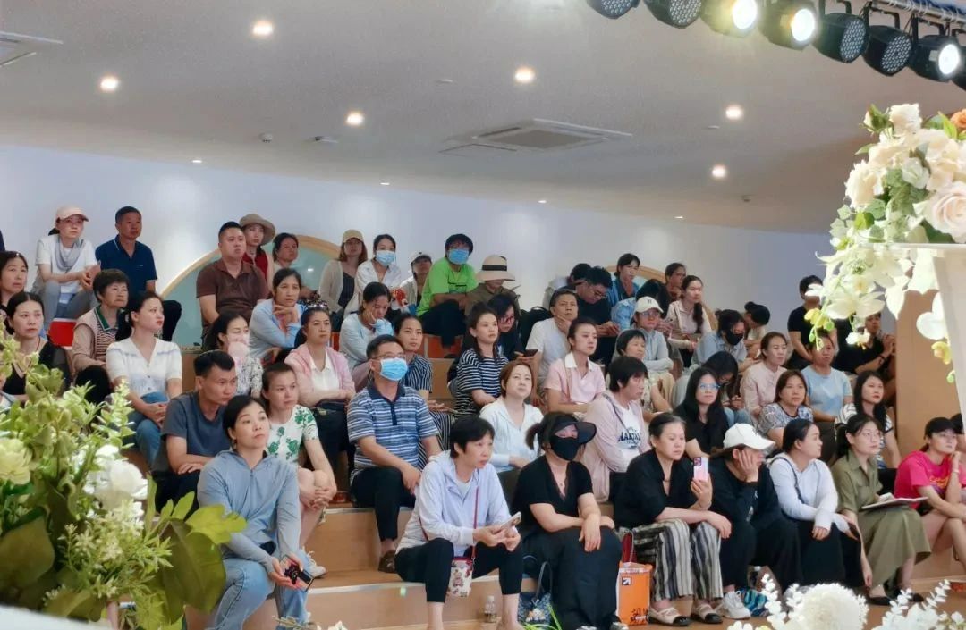 醫(yī)育融合·共筑健康成長(zhǎng)路——?？谑猩礁咄杏缃讨行穆?lián)合海口市第四人民醫(yī)院開展醫(yī)育融合健康講座-圖片17